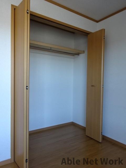 収納　クローゼット