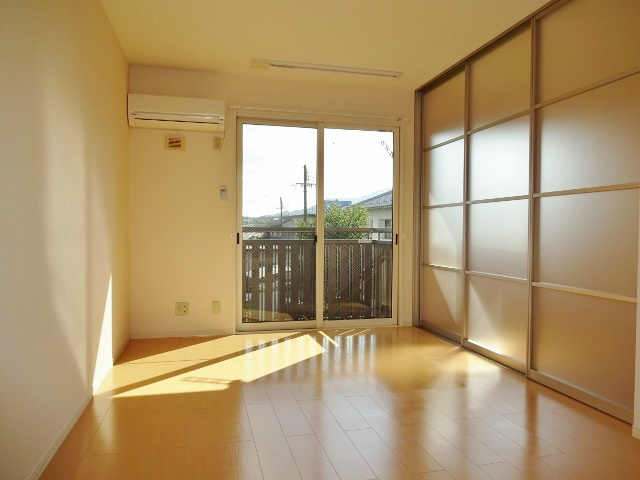 その他　リビングにはエアコン付