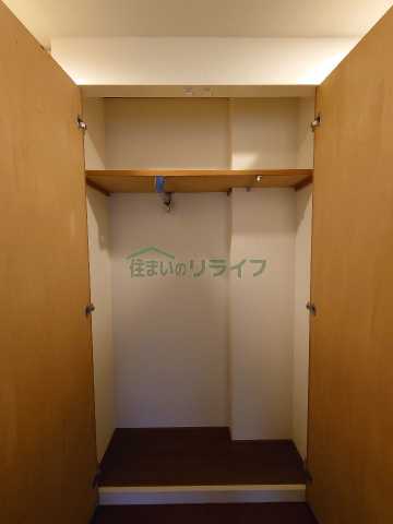 収納　西早稲田クレセントマンション