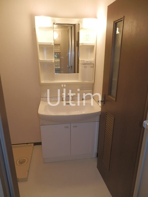 洗面設備　別部屋のお写真です。ご参考までに！