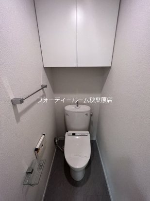 トイレ　別号室参考写真