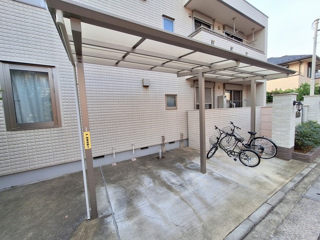駐車場　★駐輪場★