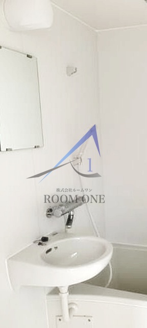 洗面設備　洗面台です。