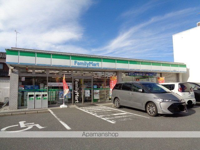 コンビニ　ファミリーマート（コンビニ）まで2783m