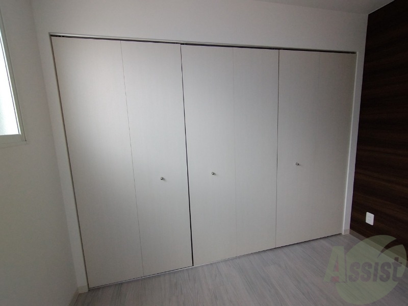 収納　収納もバッチリあるのでお部屋が片付きますよ！