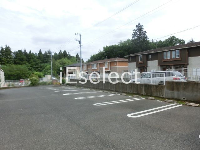 駐車場　敷地内駐車場