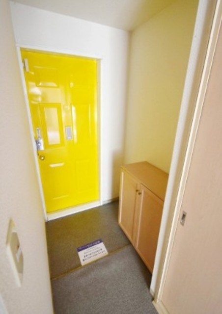 玄関　別部屋参考写真。