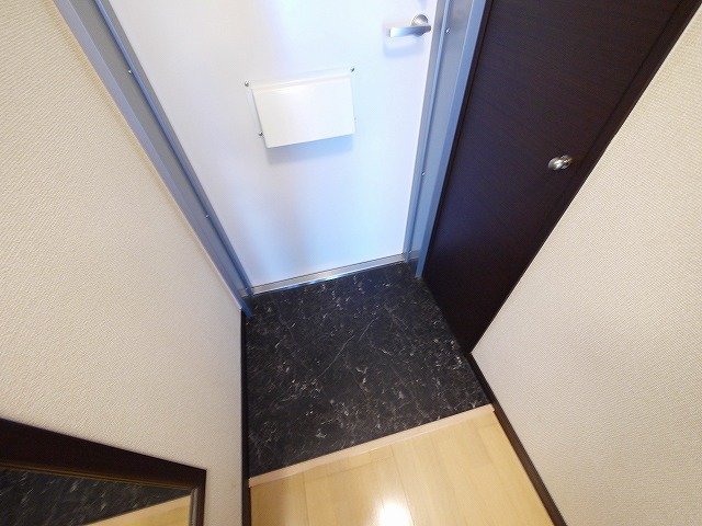 玄関　ゆったりとした玄関です