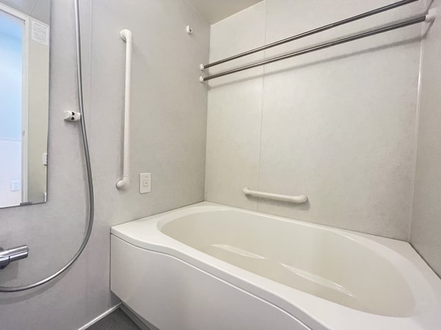 バス・シャワールーム　＊居住中の為別部屋参照