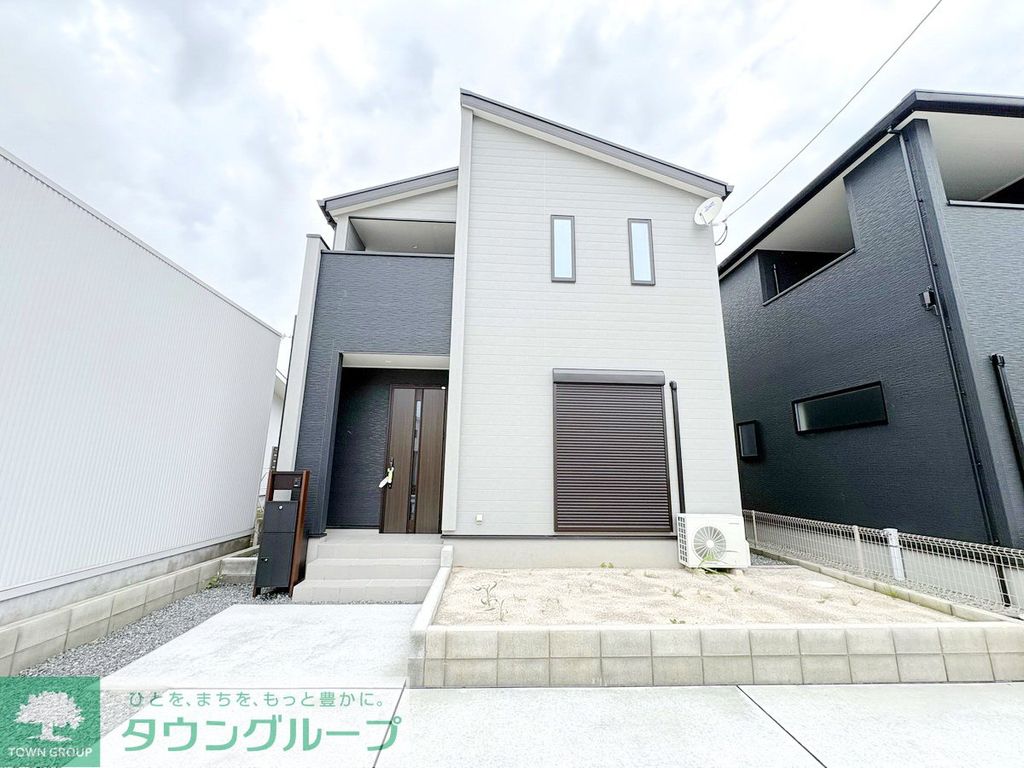 建物外観　エントランス