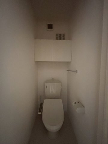 トイレ　清潔感のあるトイレです
