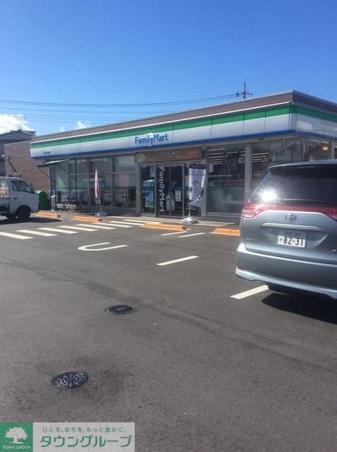 コンビニ　ファミリーマート昭島小荷田店（コンビニ）まで490m