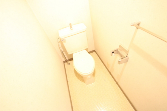 トイレ　※別部屋の写真です