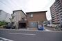 三郷市中央駐車場付住宅 1階 築19年5ヶ月の賃貸物件