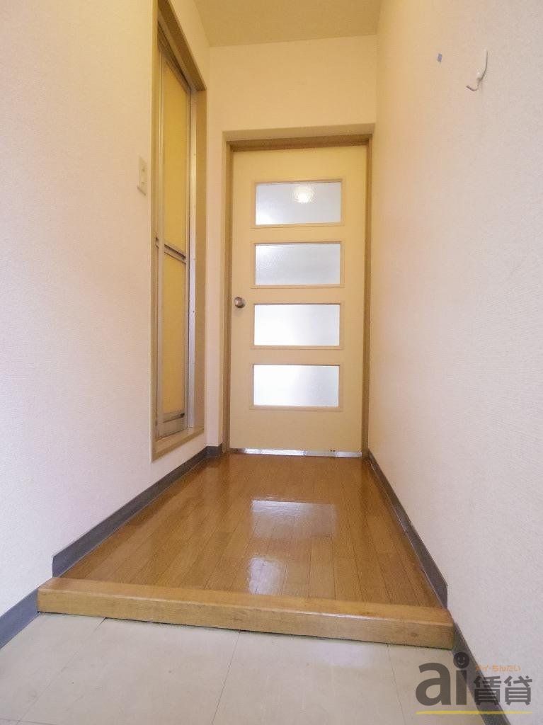 玄関　※写真同仕様※