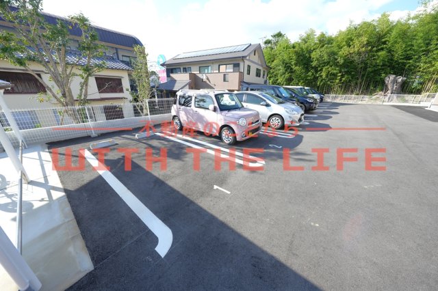 駐車場　駐車場完備です