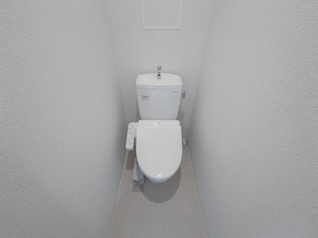 ソリティア西宮池田のトイレ写真