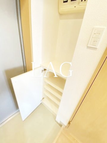 その他設備　シューズボックスです