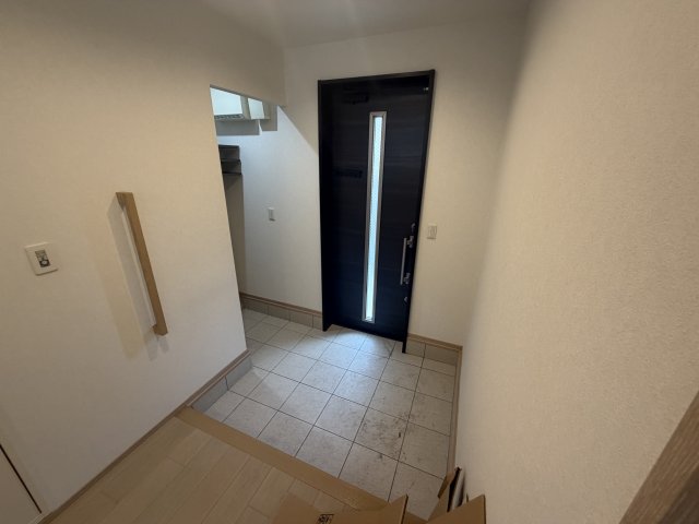 西宮市池田町戸建の玄関写真