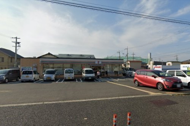 コンビニ　セブンイレブン泉佐野南中安松店（コンビニ）まで775m