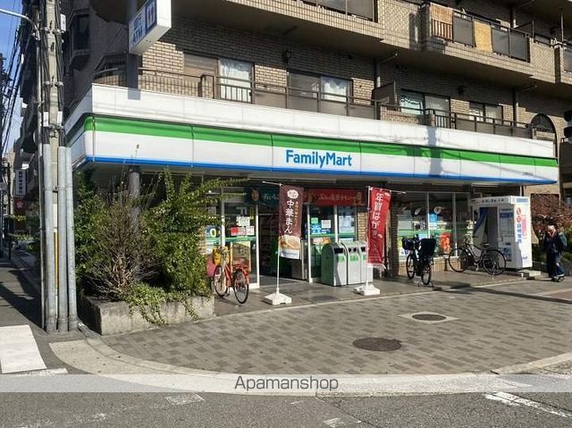 コンビニ　ファミリーマート（コンビニ）まで189m