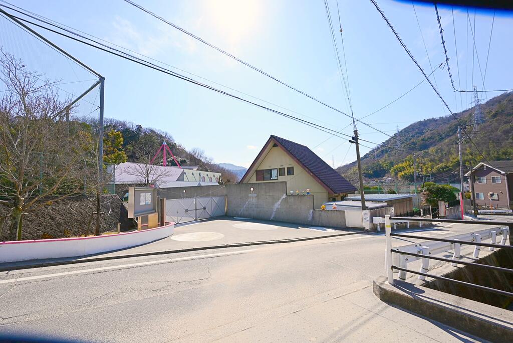 幼稚園・保育園　ひかり幼稚園（幼稚園・保育園）まで443m