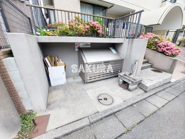 その他共有部分　敷地内にゴミ捨て場完備♪