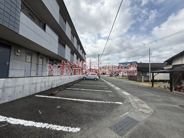 駐車場　駐車場があります