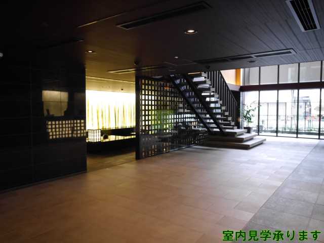 エントランス　マジェスティハウス新宿御苑パークナード