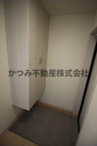玄関　１号棟参考写真