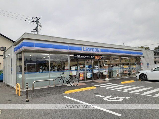 コンビニ　ローソン昭和西条小前店（コンビニ）まで300m