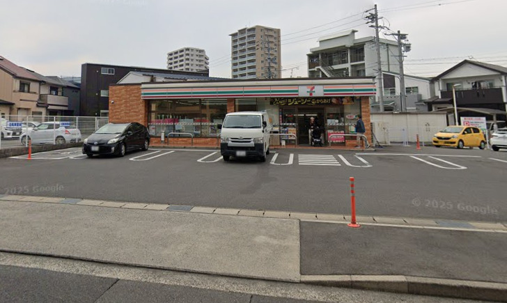 コンビニ　セブンイレブン 名古屋大秋町2丁目店（コンビニ）まで288m