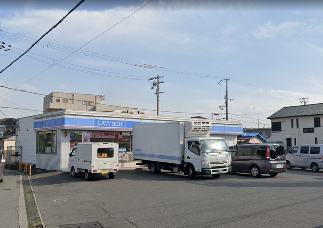 コンビニ　ローソン和歌山西小二里店（コンビニ）まで697m