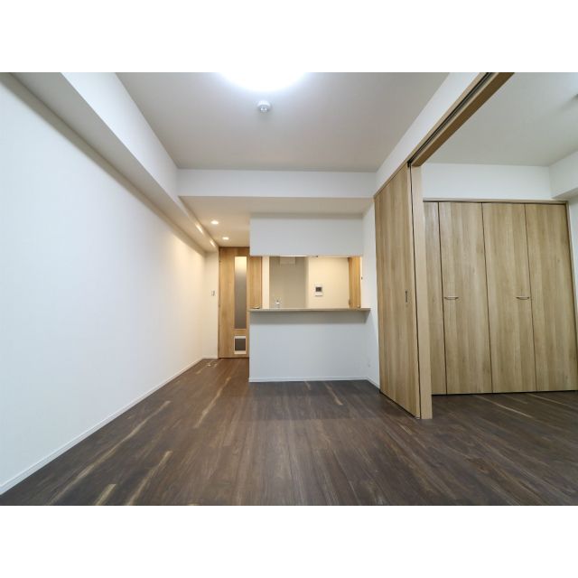 居室・リビング　写真は同タイプ住居の参考写真です