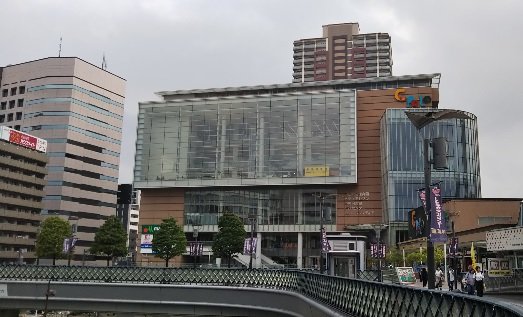 スーパー　マルエツ 川口キュポラ店（スーパー）まで415m
