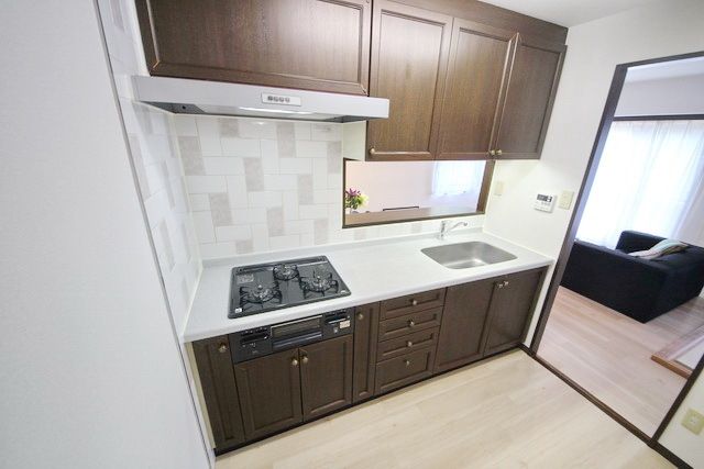 キッチン　家具小物等は付属致しません。