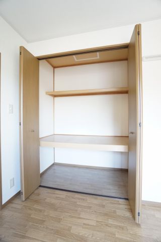 収納　※同物件、反転タイプの写真になります。