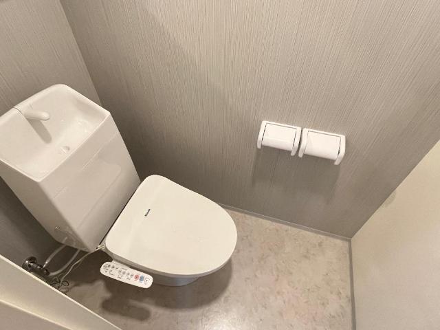 トイレ　シャワー付トイレ