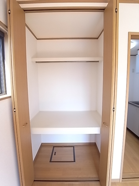 収納　クローゼット