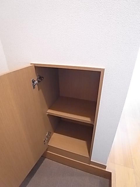 玄関　下足入れ
