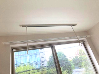 その他設備　室内物干し竿完備