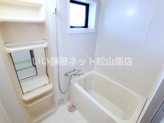 セジュール西村 A棟の風呂写真