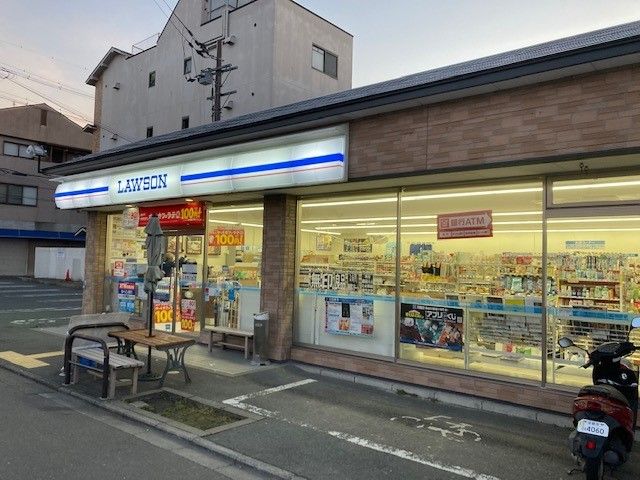 コンビニ　ローソン 川端高野店（コンビニ）まで350m