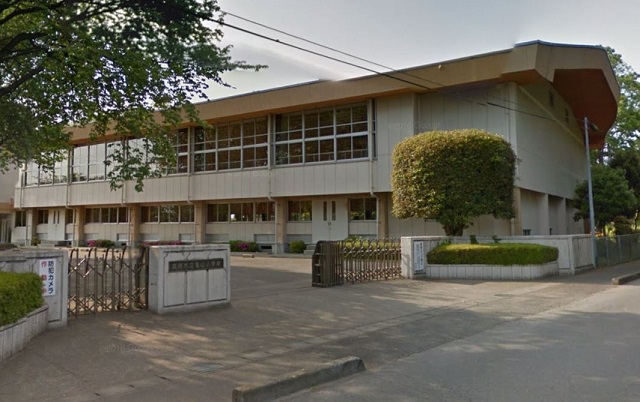小学校　真岡市立亀山小学校（小学校）まで2101m