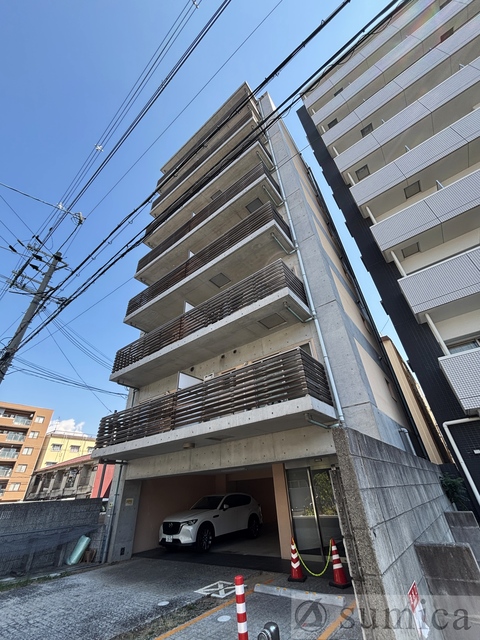 建物外観　鉄筋コンクリート造・ガッチリとした建物です♪