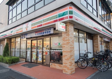 コンビニ　セブンイレブン 大田区大森北4丁目店（コンビニ）まで296m