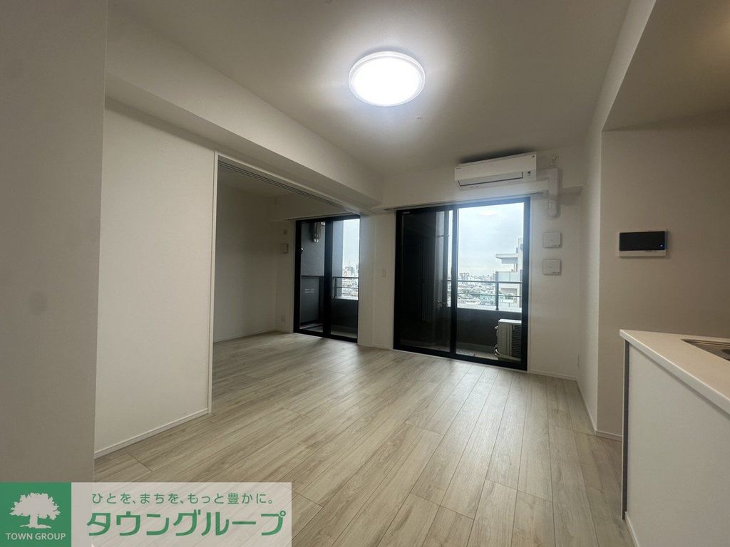 ACP Residence 中野新橋の居間写真