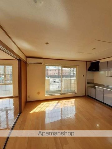 山陽新幹線 東広島駅 徒歩7分 2階建 築24年の居間写真