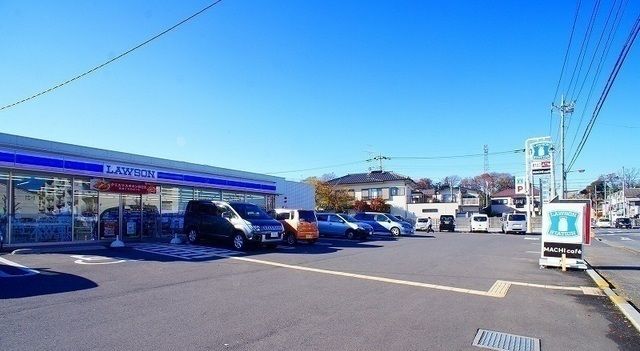 コンビニ　ローソン（コンビニ）まで800m