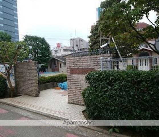幼稚園・保育園　世田谷若葉幼稚園（幼稚園・保育園）まで287m